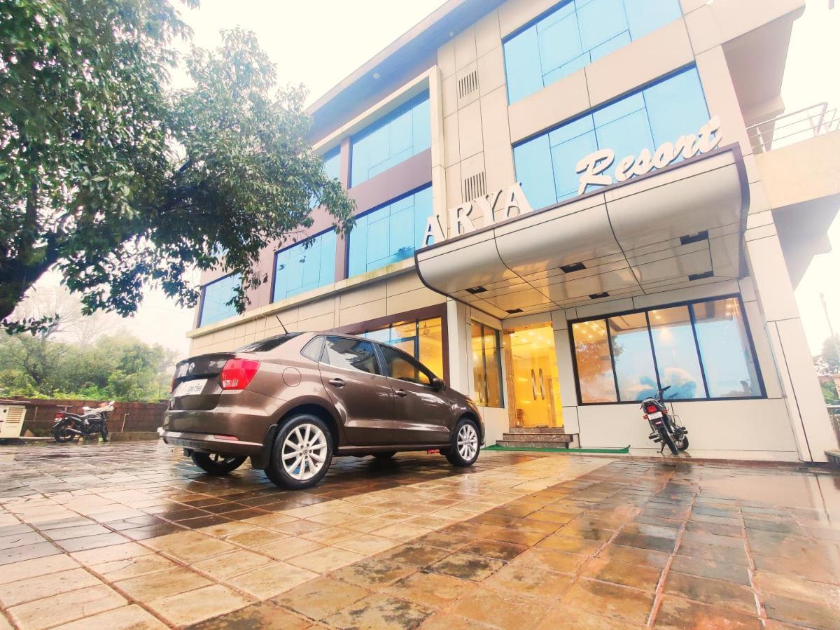 Arya Resort And Spa Mahabaleshwar Ngoại thất bức ảnh