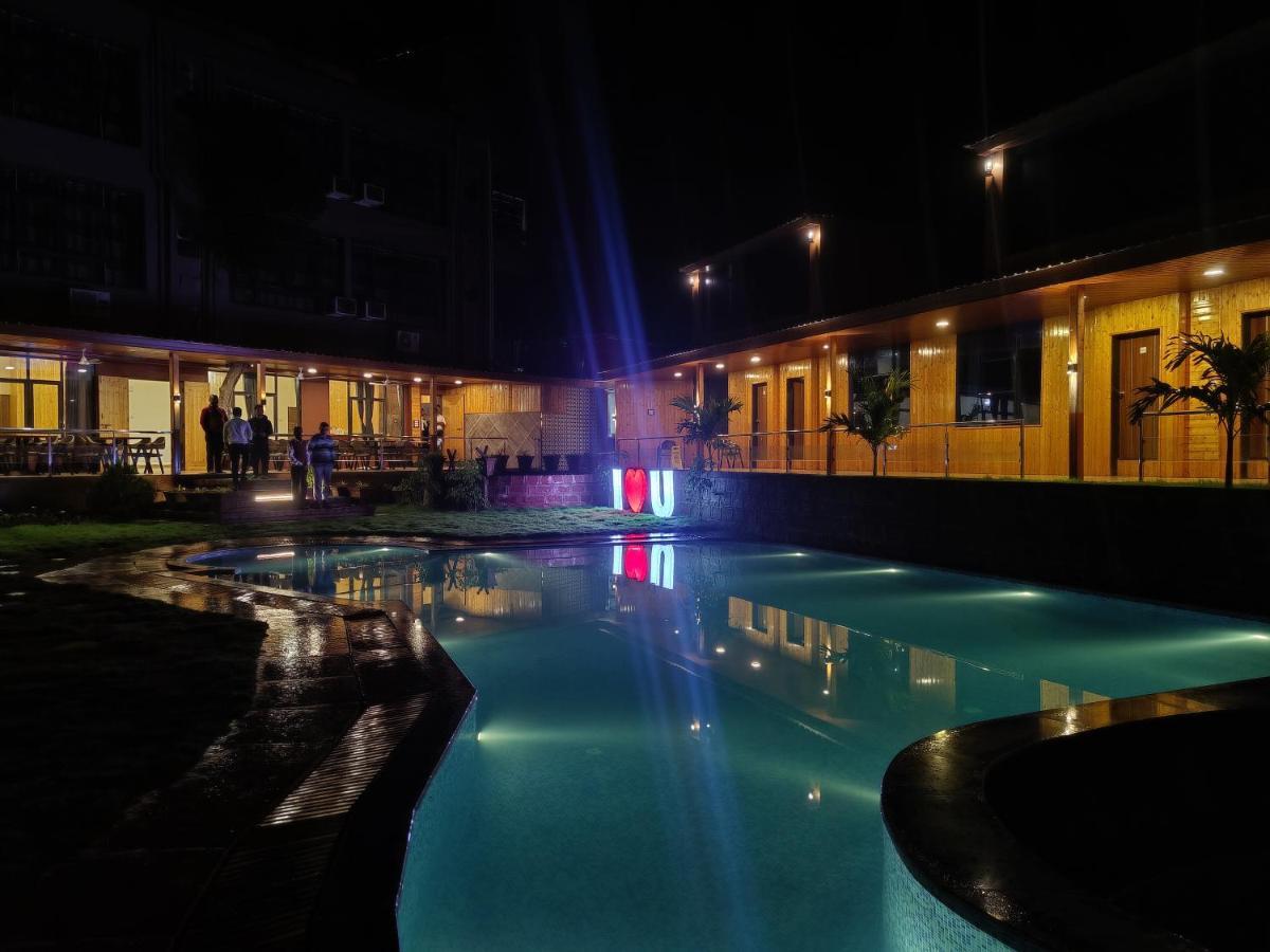 Arya Resort And Spa Mahabaleshwar Ngoại thất bức ảnh