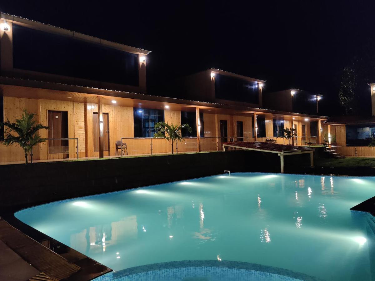 Arya Resort And Spa Mahabaleshwar Ngoại thất bức ảnh